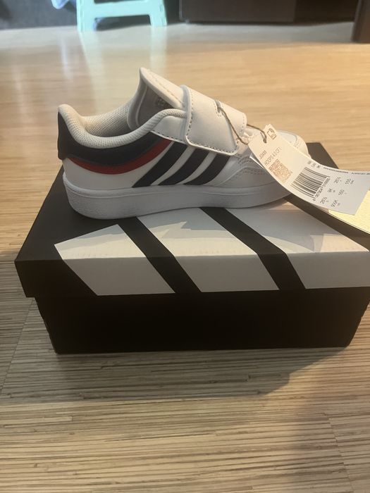 Детски обувки adidas 26 1/2