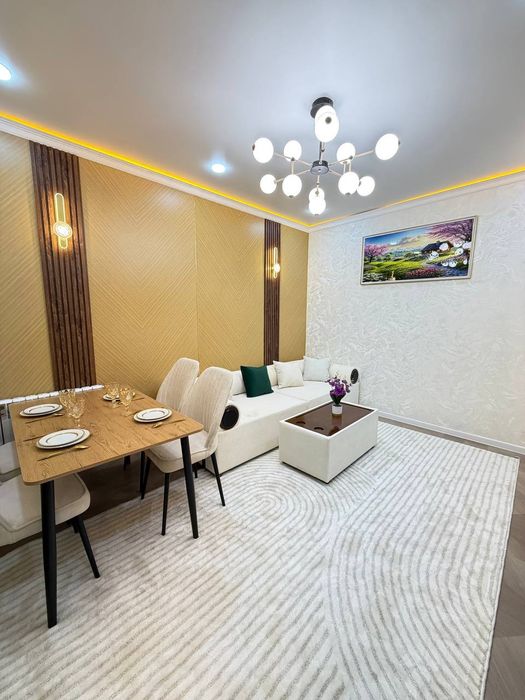 Чиланзар-8 кв 1-2/4/4.30м2 Срочно Продам квартиру срочно