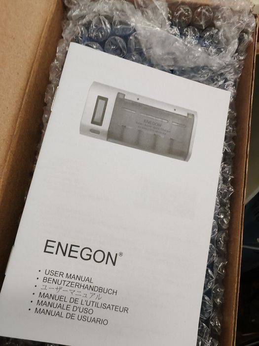 Зарядно за няколко модела батрий enegon и varta