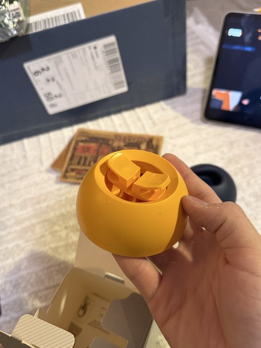 Caseology поставка за MagSafe