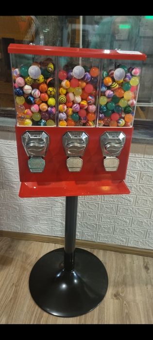 Вендинг машини за топчета, използвани