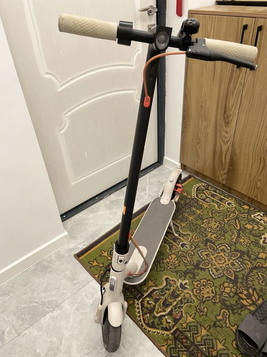 Mi electro scooter / Электро самокат срочно продается MI 3