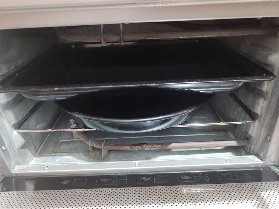 Электродуховка печь