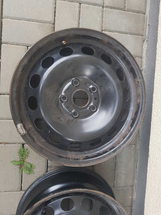 Set 4 jante roti otel 16 VW Golf 7 + capace
