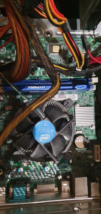 Unitate/sistem i5 4460, 8gb ram, ssd 256gb, placa video gtx 950 2gb