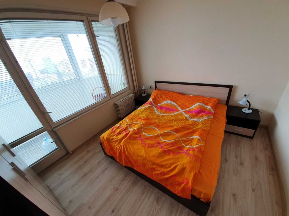 Дава се под наем Двустаен апартамент в Бургас, Зорница - 54 кв.м за 357 € - Снимка #3