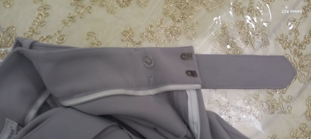 Женский Пиджаки брюки от Molto Caldo. Размер 38