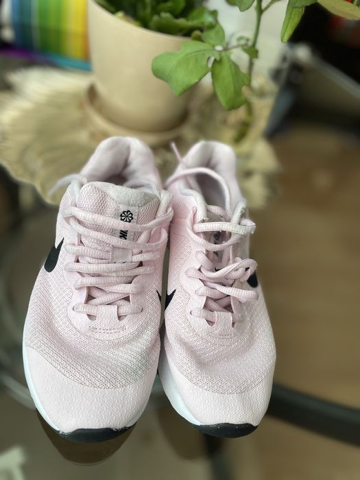 Маратонки за момиче Nike 36