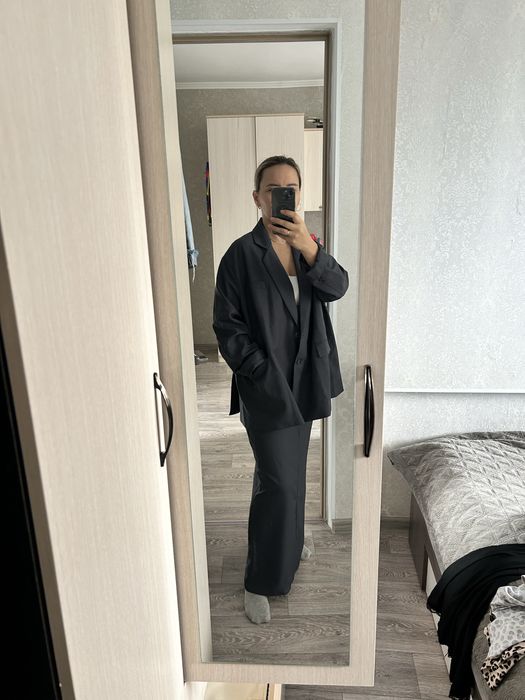 Продам костюм 44-46 размер