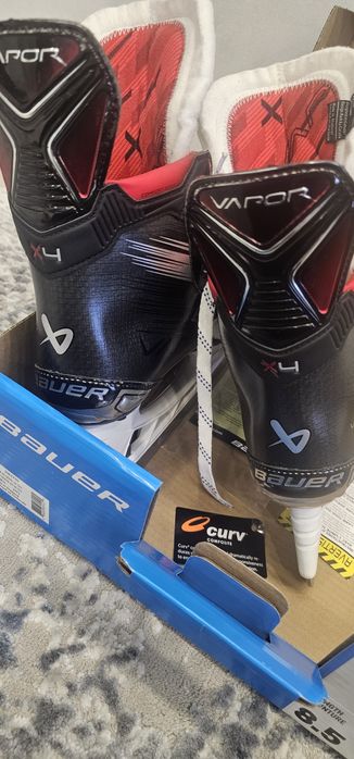 Хоккейные коньки