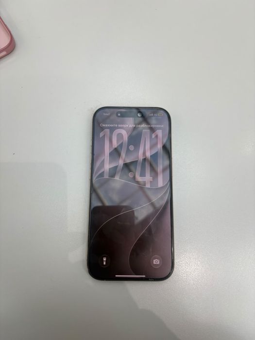 Продам айфон  16 про