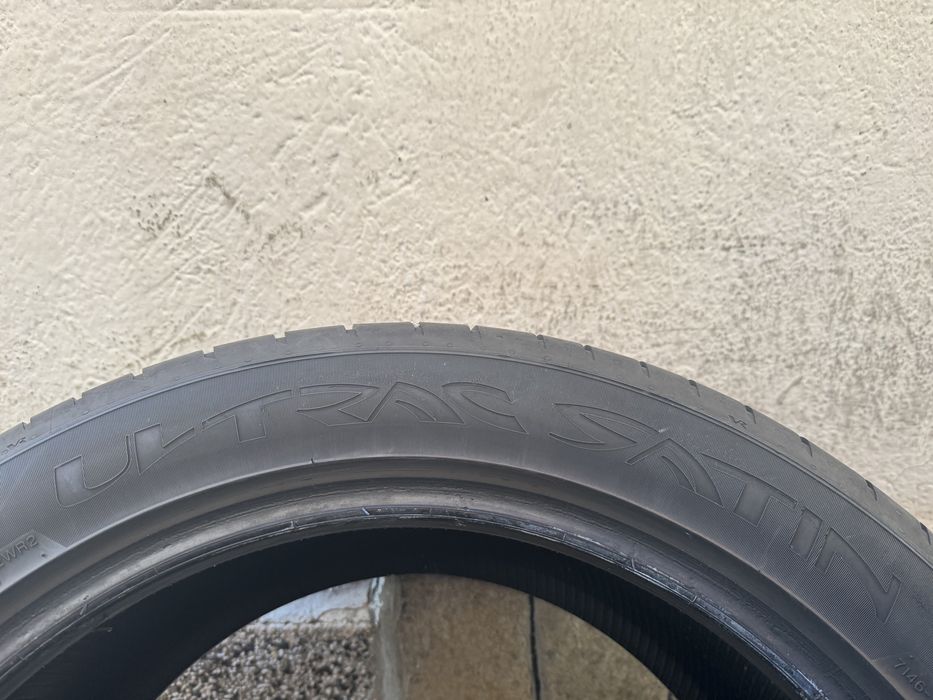 Автомобилни гуми 245 45 17 Vredestein