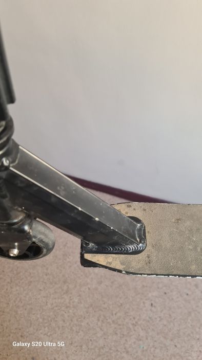 Продам Самокат Трюковой,Бюджетный