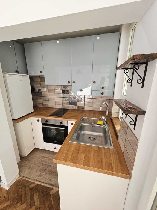 Дава се под наем Двустаен апартамент в Варна, Младост 1 - 50 кв.м за 484.5 € - Снимка #2