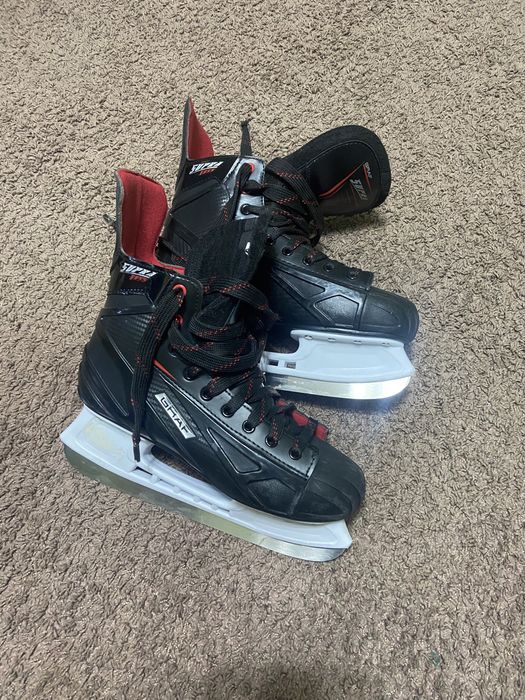 Коньки хоккейные Graf