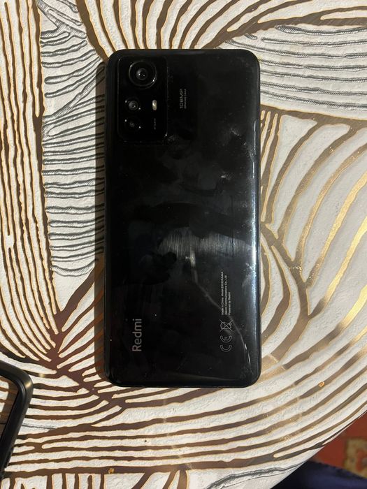 Продам xiaomi note 12s 8/256