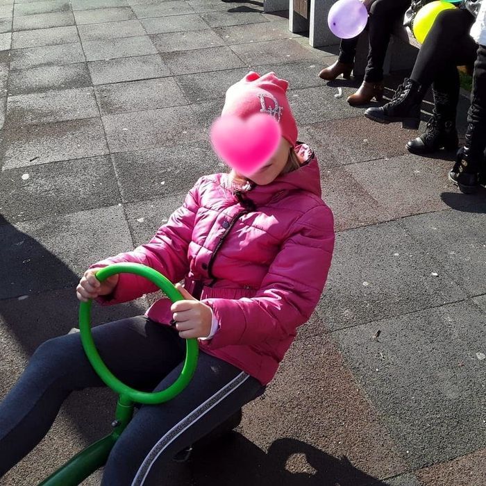 Куртка на девочку