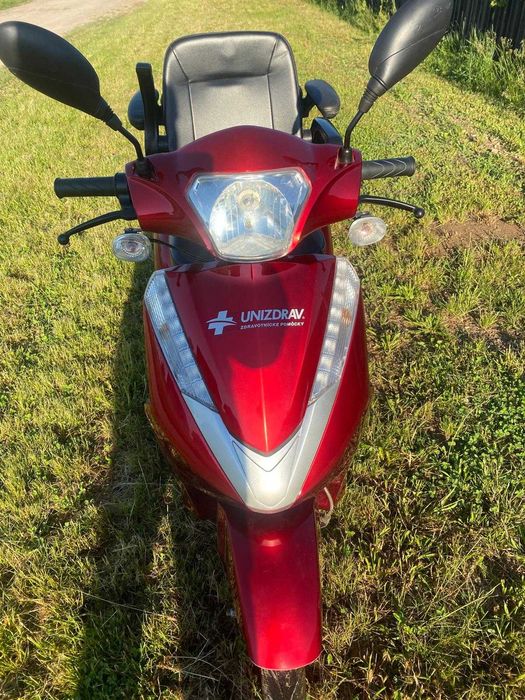 Scuter electric doua locuri pentru seniori