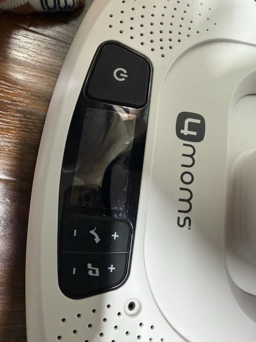 Продам кресло-качалку 4 moms.