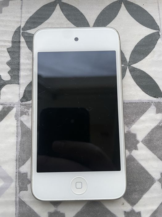 Ipod a1367 8 gb
