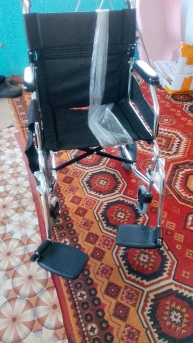 Продаём коляску для инвалидов новая