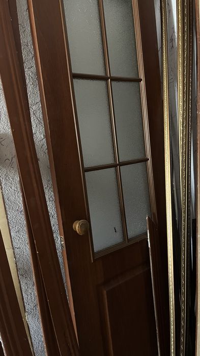 Двери межкомнатные коричнивые