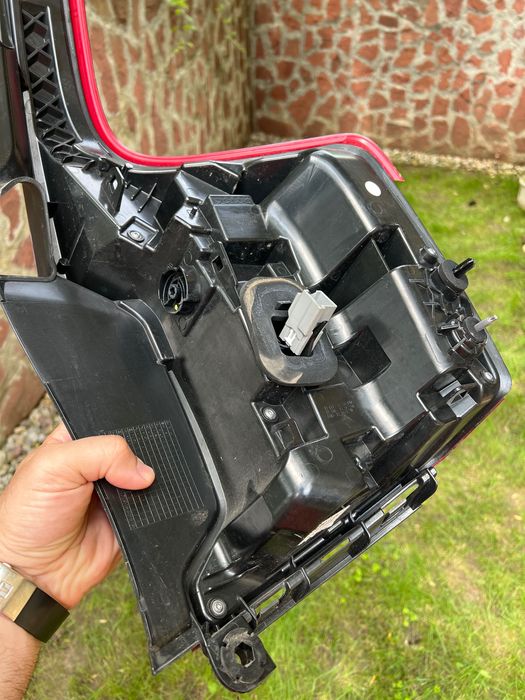 Ляв стоп за Volvo XC90