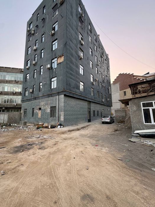 Продается нежилое помещение на Чорсу V046