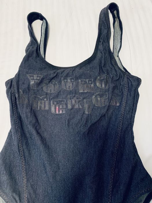 Tommy Hilfiger costum de baie