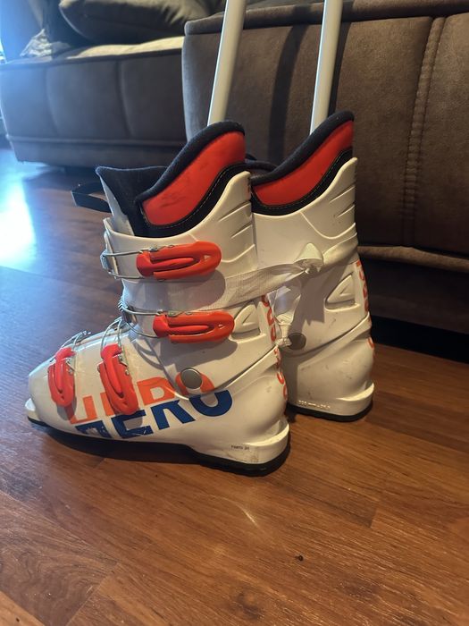 Ски,обувки и щеки Rossignol