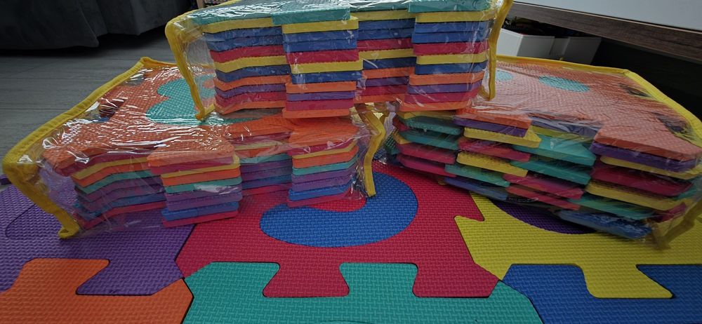 Covor spuma puzzle 4 seturi