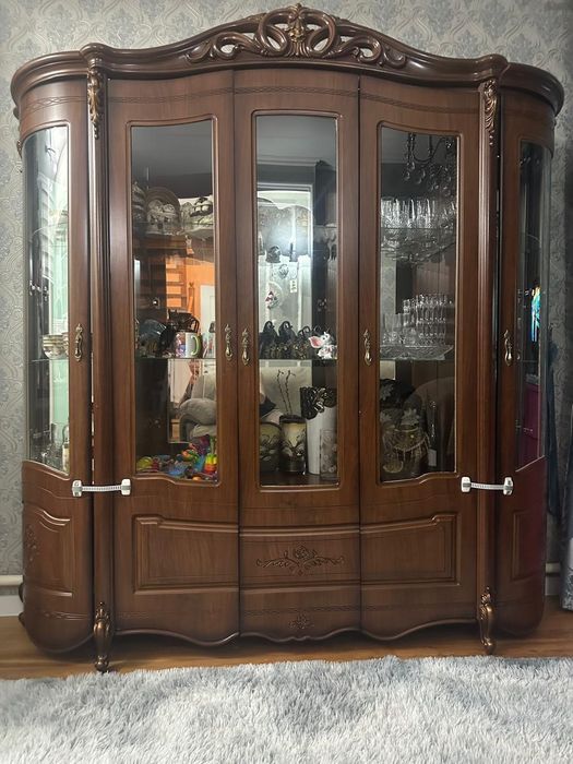Продаем шкаф в очень хорошем состоянии