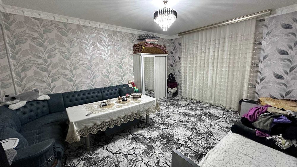 2 хона килинган+подвалиниям уй килган квартира сотилади 5 микрн