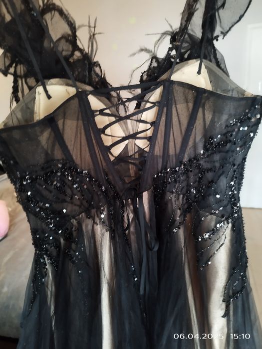 Бутикова абитуриентска рокля