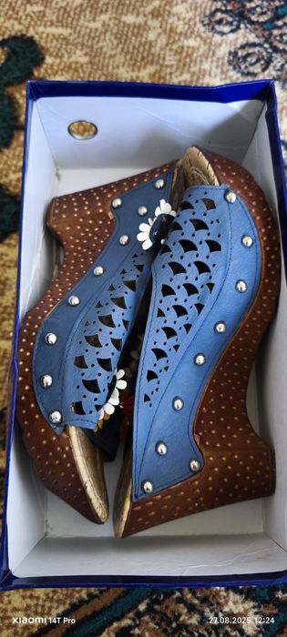 Продам почти новые