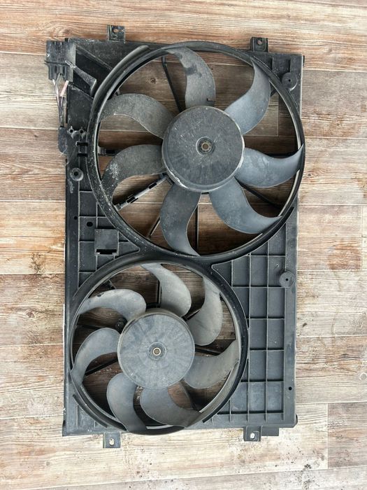 Продам диффузор от гольф 5, джетта