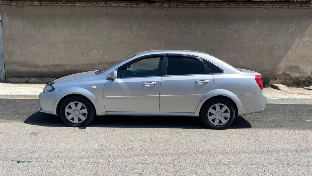 Daewoo Gentra на рассрочку