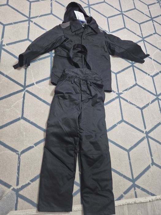 Продам спец одежду