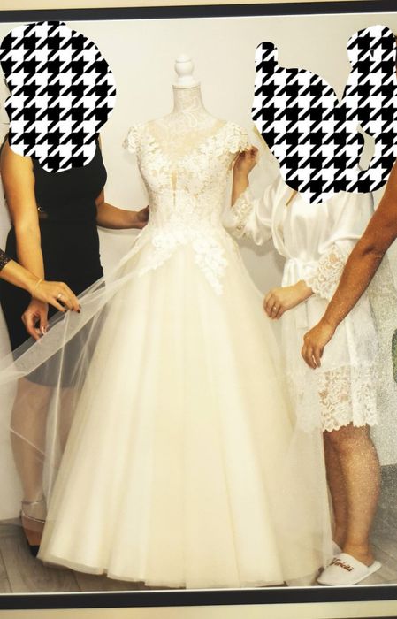 De vânzare rochie de mireasa