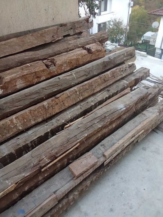 Продавам стари дъбови греди
