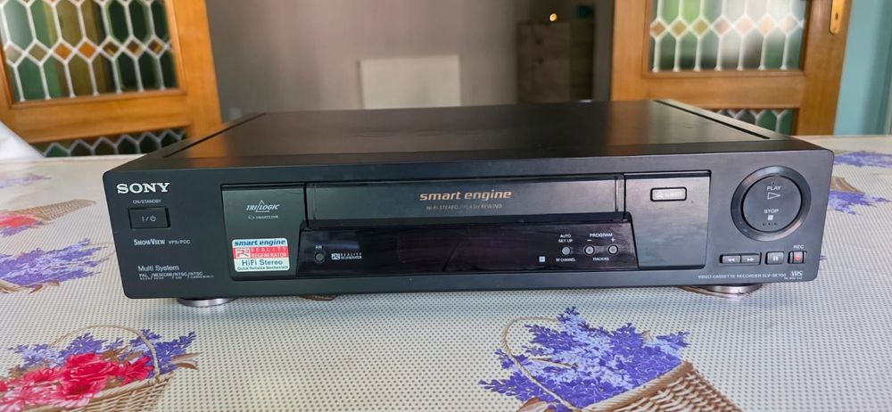 Video recorder sony slv se 700