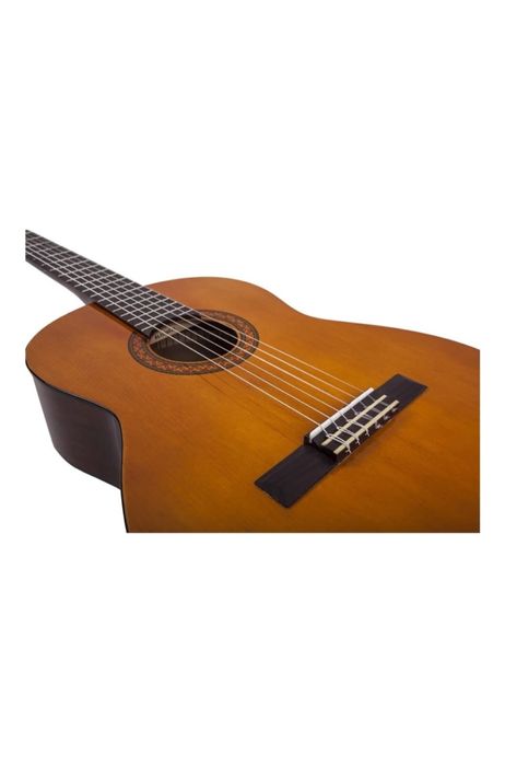 Гитара Yamaha C40