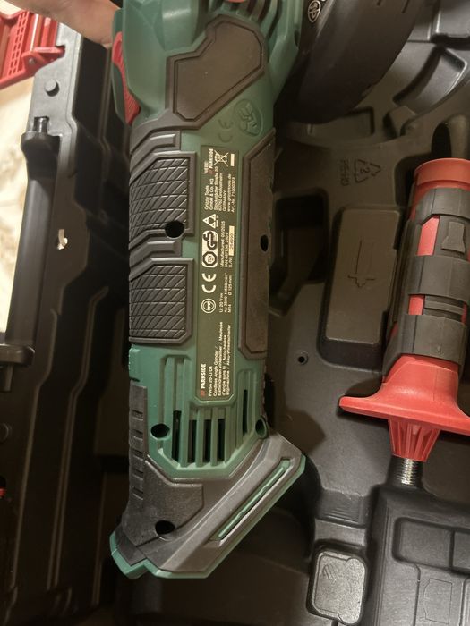 Акумулаторен ъглошлайф parkside