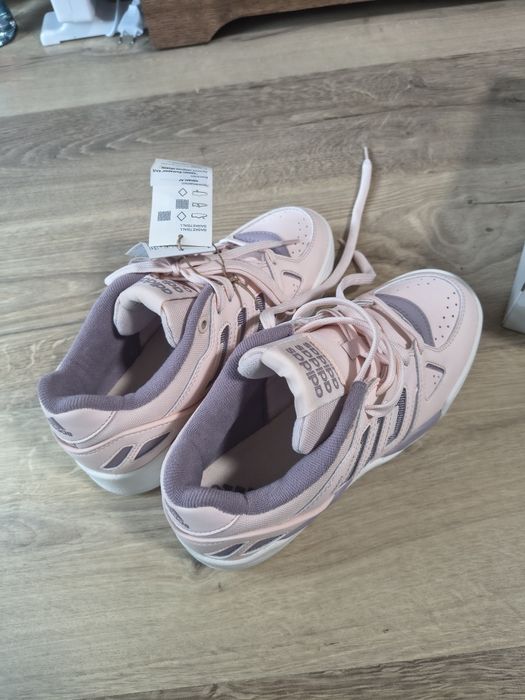 Addidas midcity low w