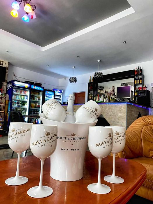 Pahare, Frapiera MO et, Dom,