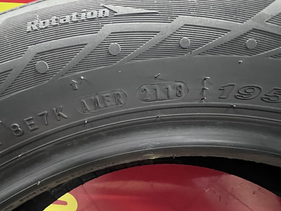 Зимни гуми 195/60 R16 2бр. Nexen  и 2бр. всесезонни гуми Good Year