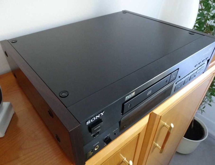 проигрыватель компакт дисков Sony СDP-X555ES класс High End