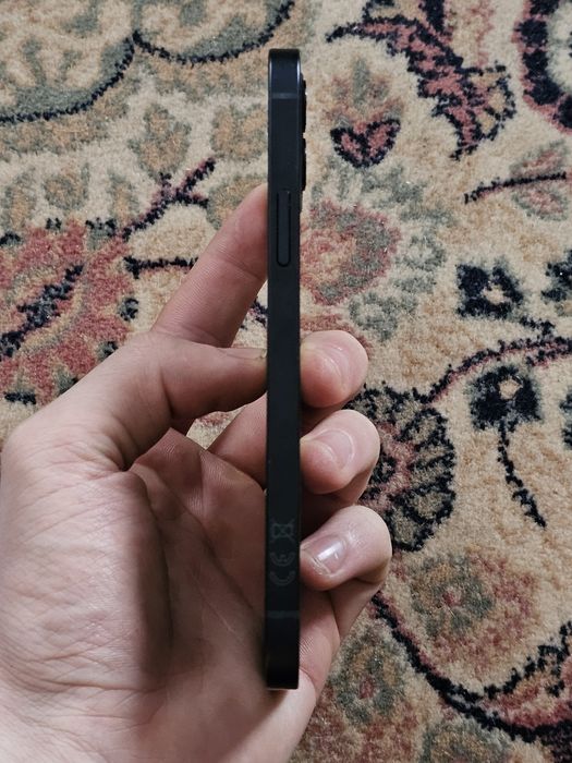 Iphone 12  baterie 100%