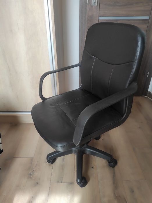 Scaun de birou reglabil, cu roți