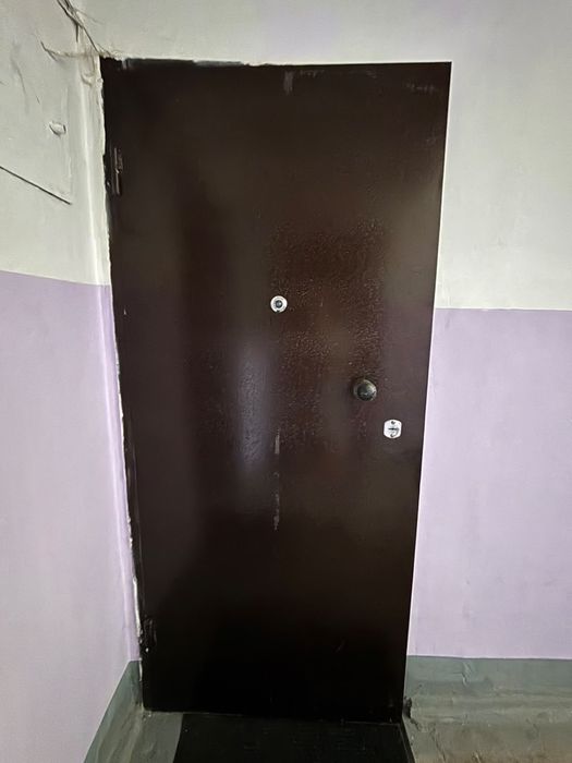 Продается дверь